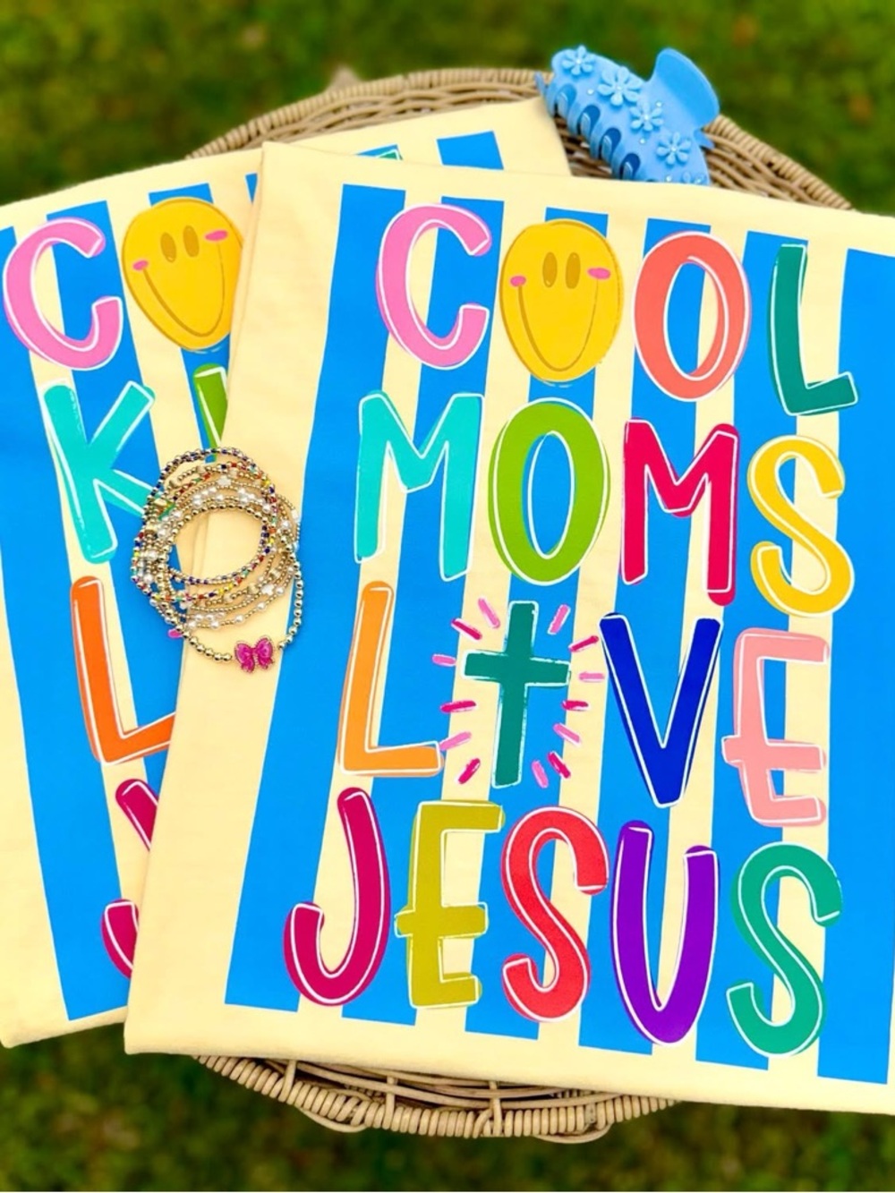 Cool Moms Love Jesus Colorful Graphic Tshirt